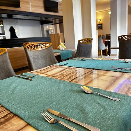 Central Hotel-Будва Екстер'єр фото