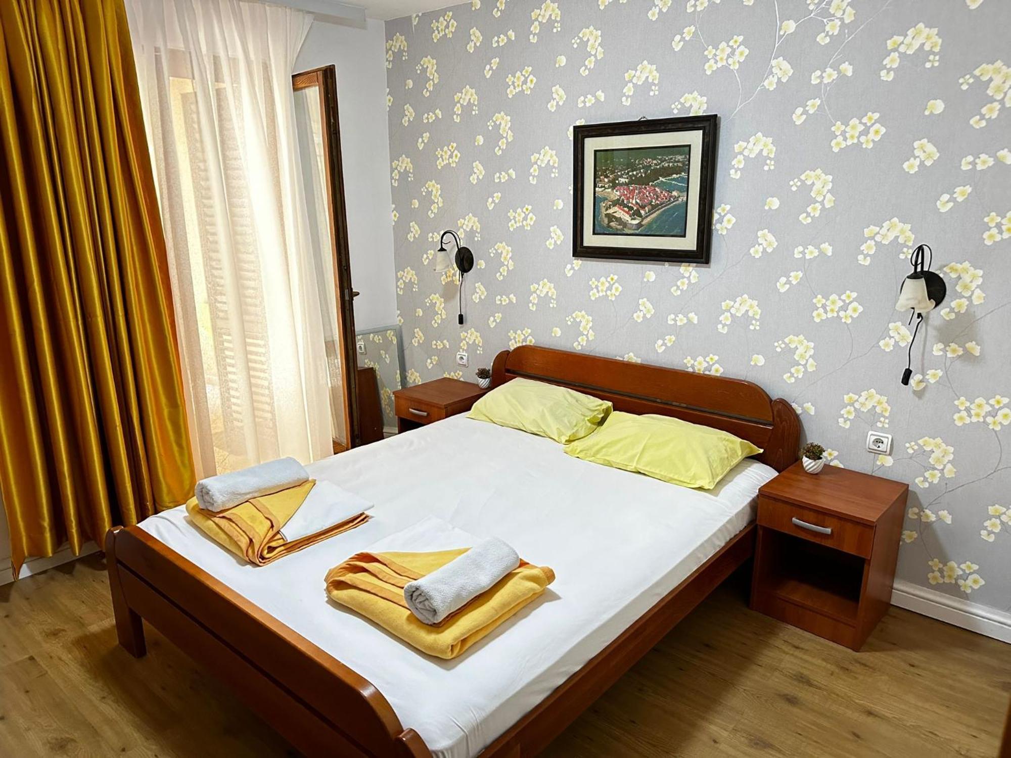 Central Hotel-Будва Екстер'єр фото